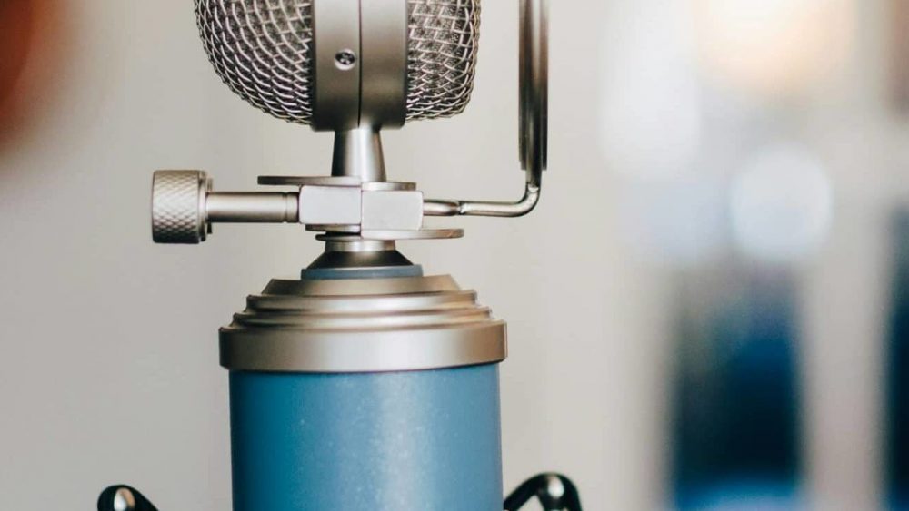 kelly-sikkema-p44b3pkchs4-unsplash-e1731703582700-celebrating-blog-page-backup Blue Microphone